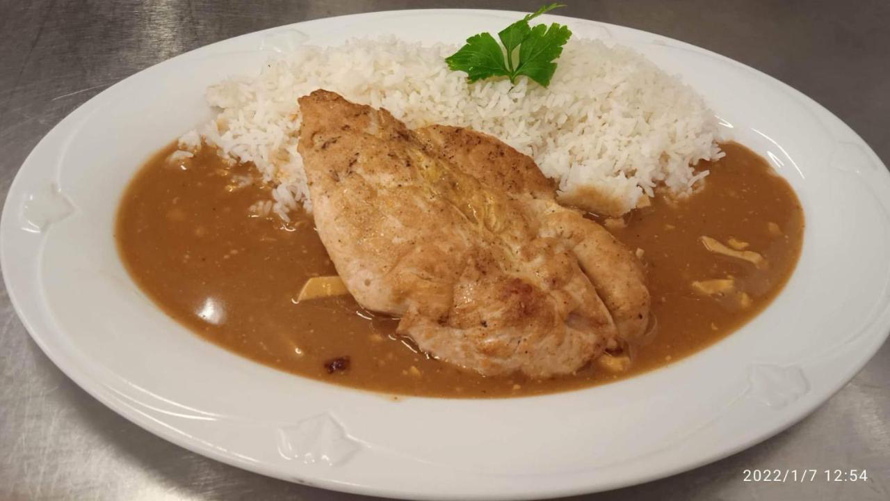 Mala Svata Hora - Penzion & Restaurace Mníšek pod Brdy Zewnętrze zdjęcie
