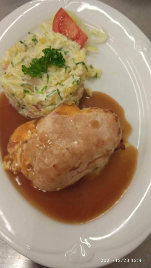 Mala Svata Hora - Penzion & Restaurace Mníšek pod Brdy Zewnętrze zdjęcie